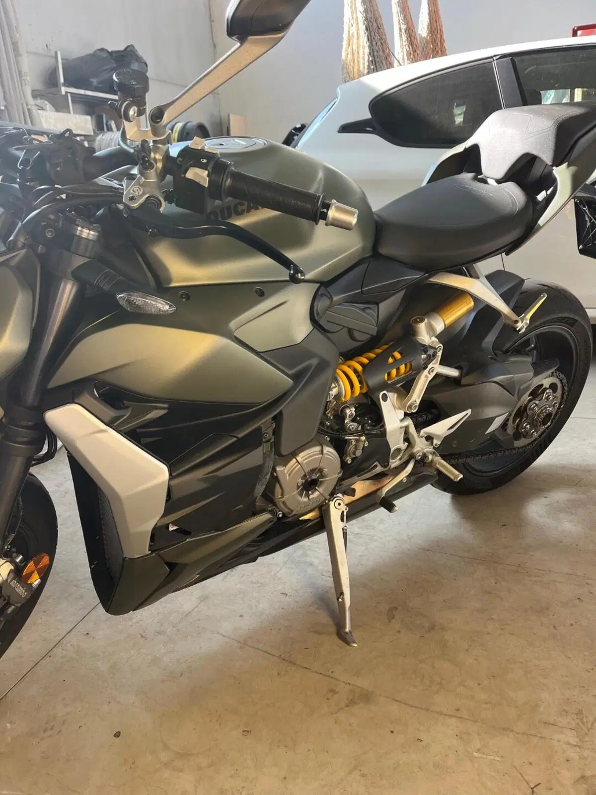 Ducati Streetfighter V2 (2022 - 24) (2)