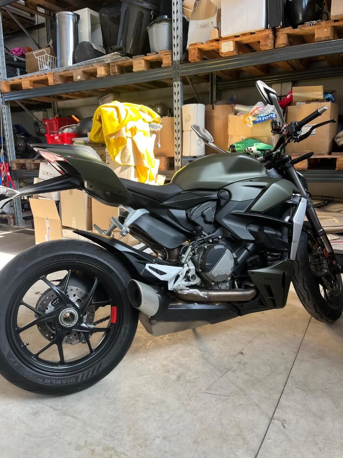 Ducati Streetfighter V2 (2022 - 24) (4)