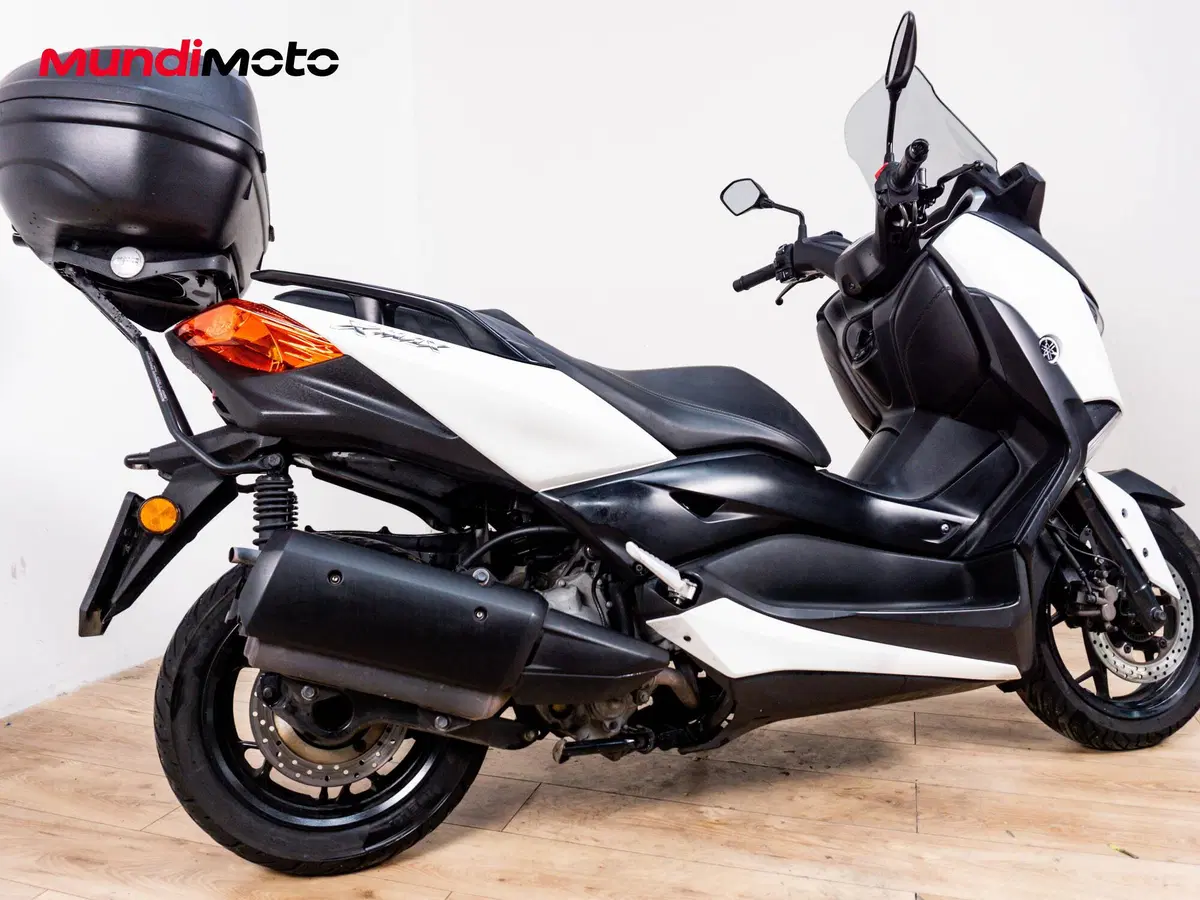 Yamaha X-Max 300 ABS (2017 - 20) (3)