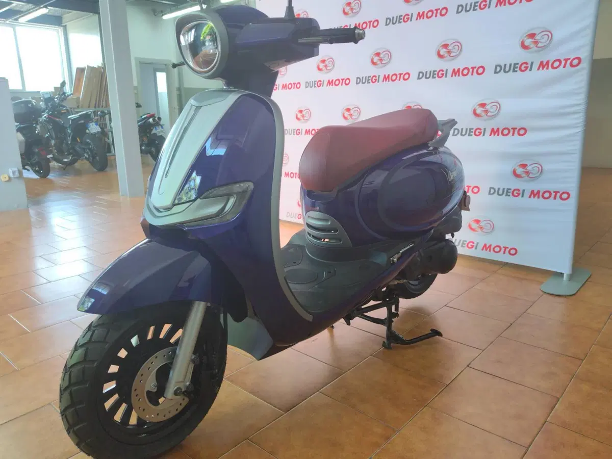 Um Italia Carmel 125 (2025 - 26) (9)