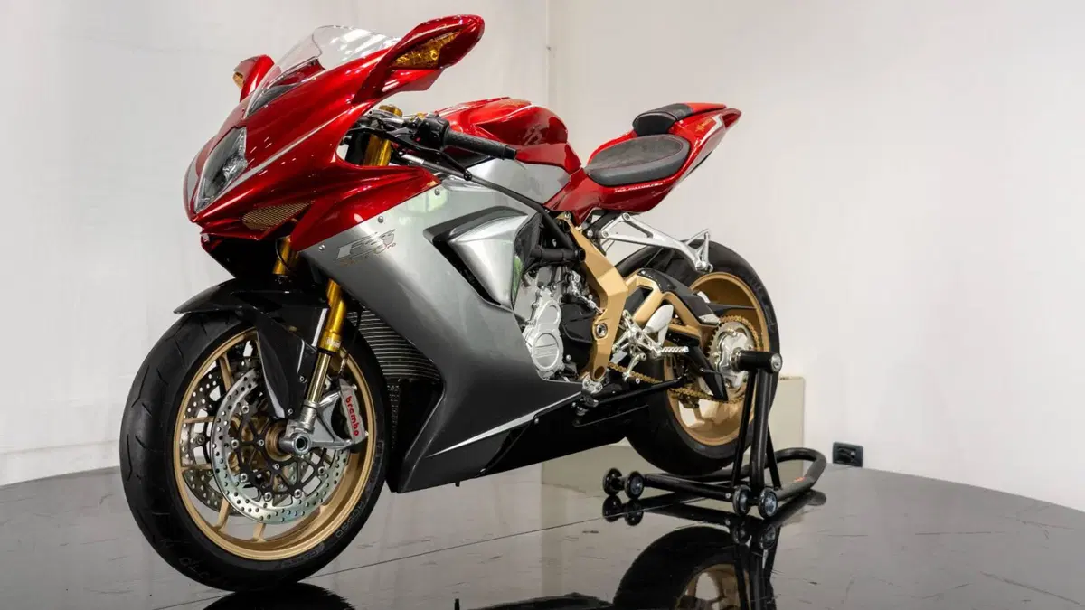 MV Agusta F3 675 Oro (2011) (3)