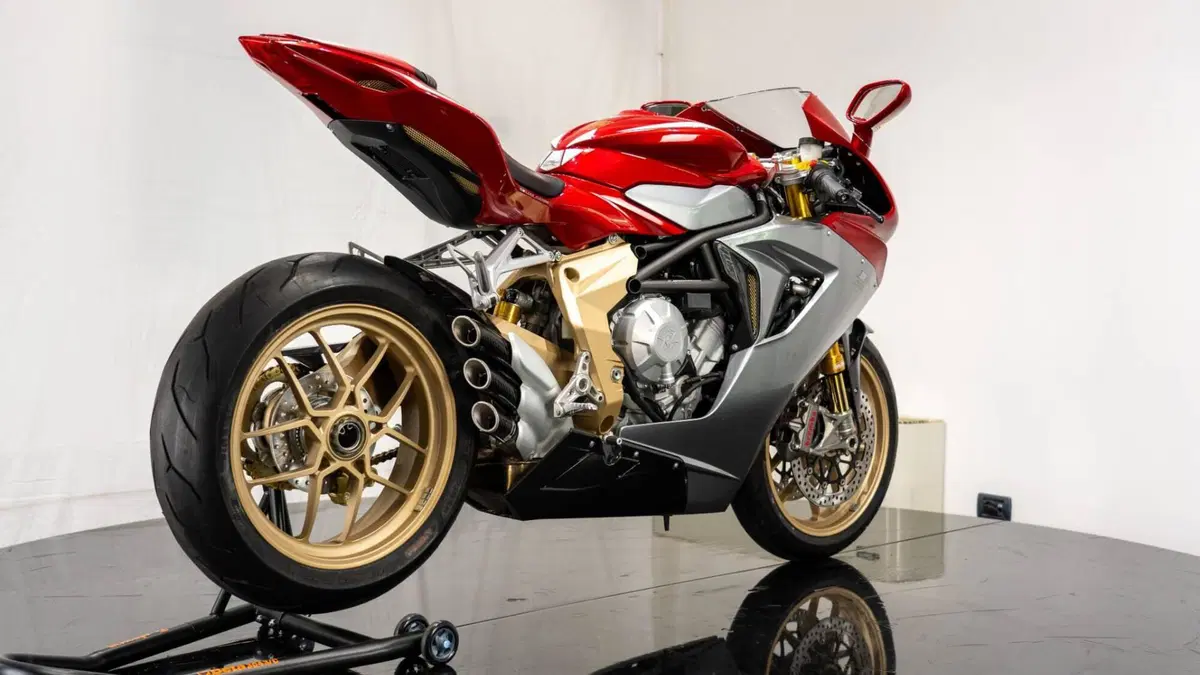 MV Agusta F3 675 Oro (2011) (7)
