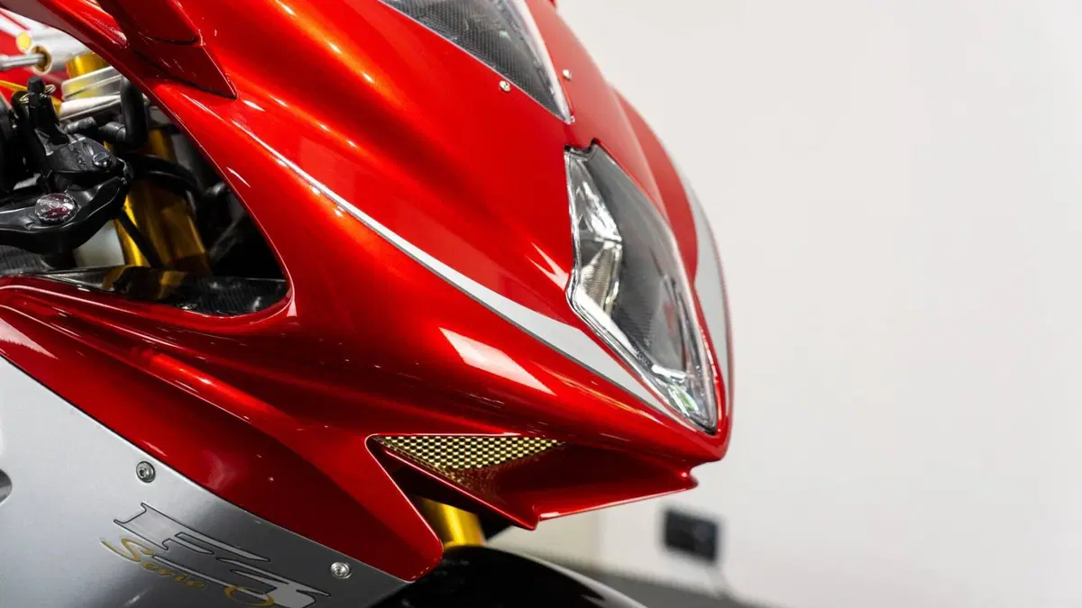 MV Agusta F3 675 Oro (2011) (11)