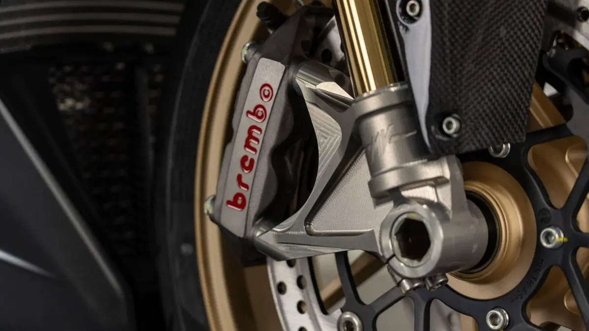 MV Agusta F3 675 Oro (2011) (12)