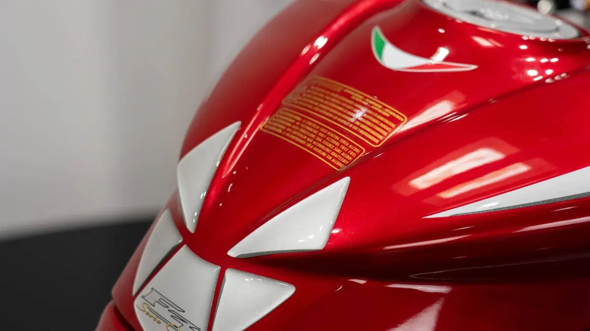 MV Agusta F3 675 Oro (2011) (15)