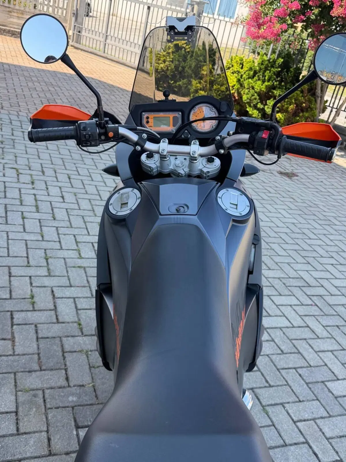 KTM 990 Adventure (2006 - 08) (4)