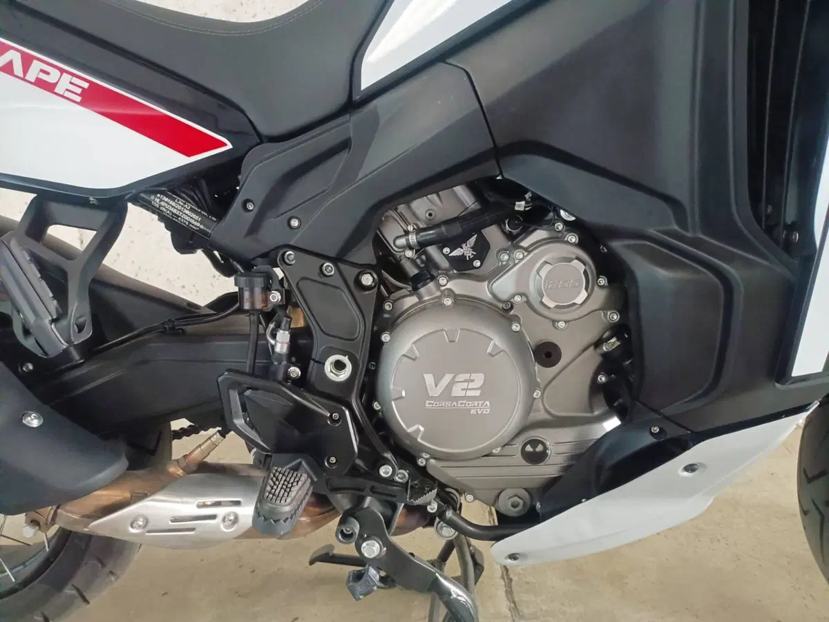 Moto Morini X-Cape 1200 (2026) (3)
