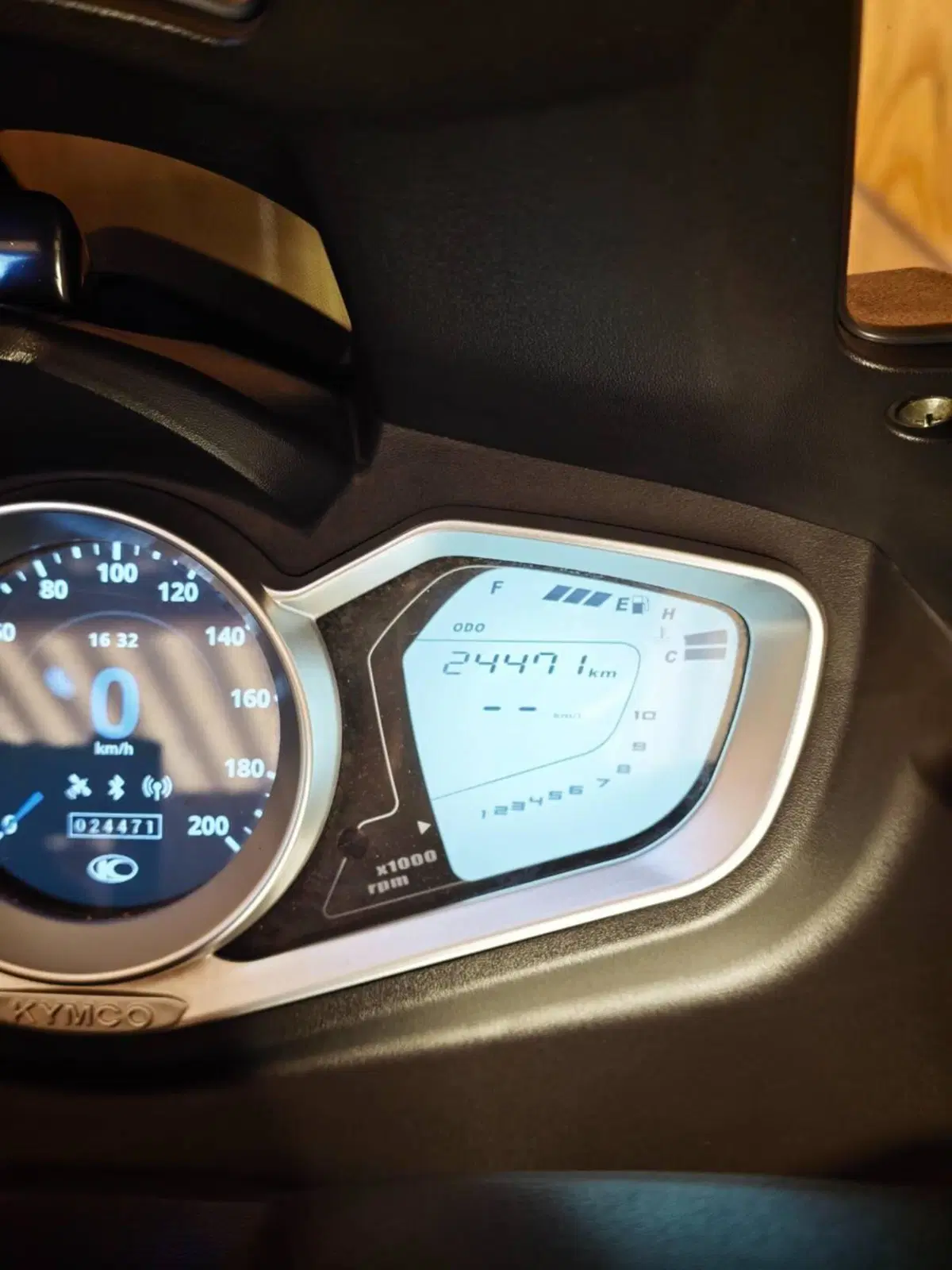 Kymco Xciting 400i S ABS (2019 - 20) (17)