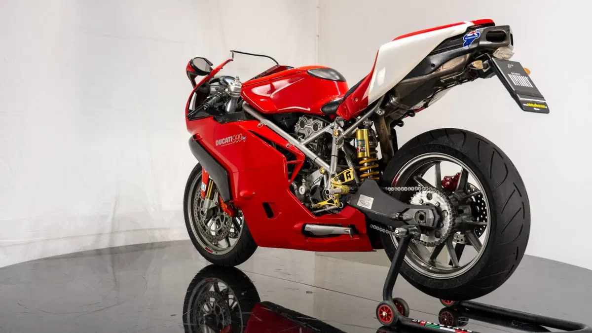 Ducati 999 (2002 - 04) (9)