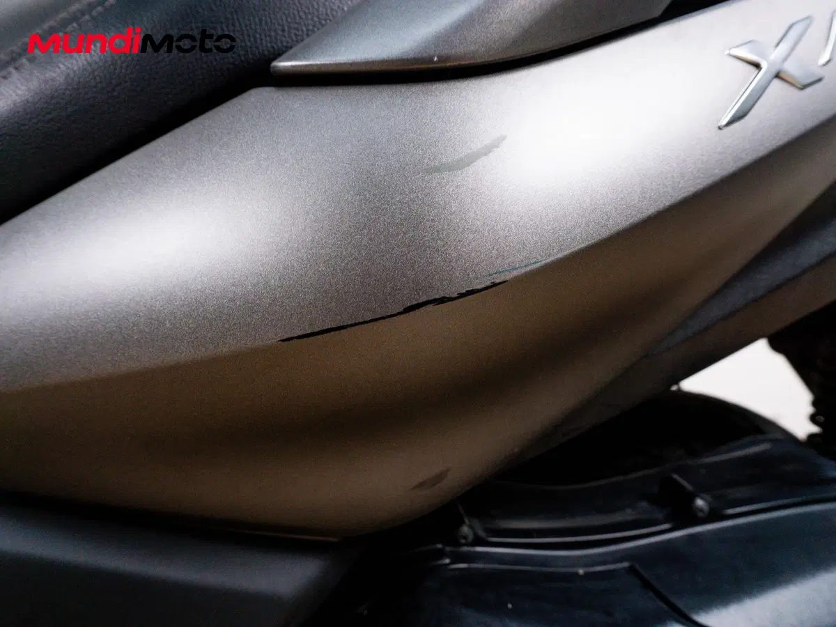 Yamaha X-Max 300 ABS (2017 - 20) (13)