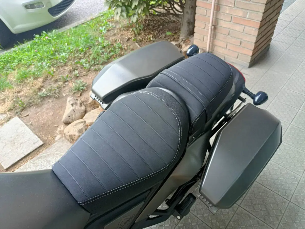 Moto Morini Calibro Bagger (2024 - 26) (5)