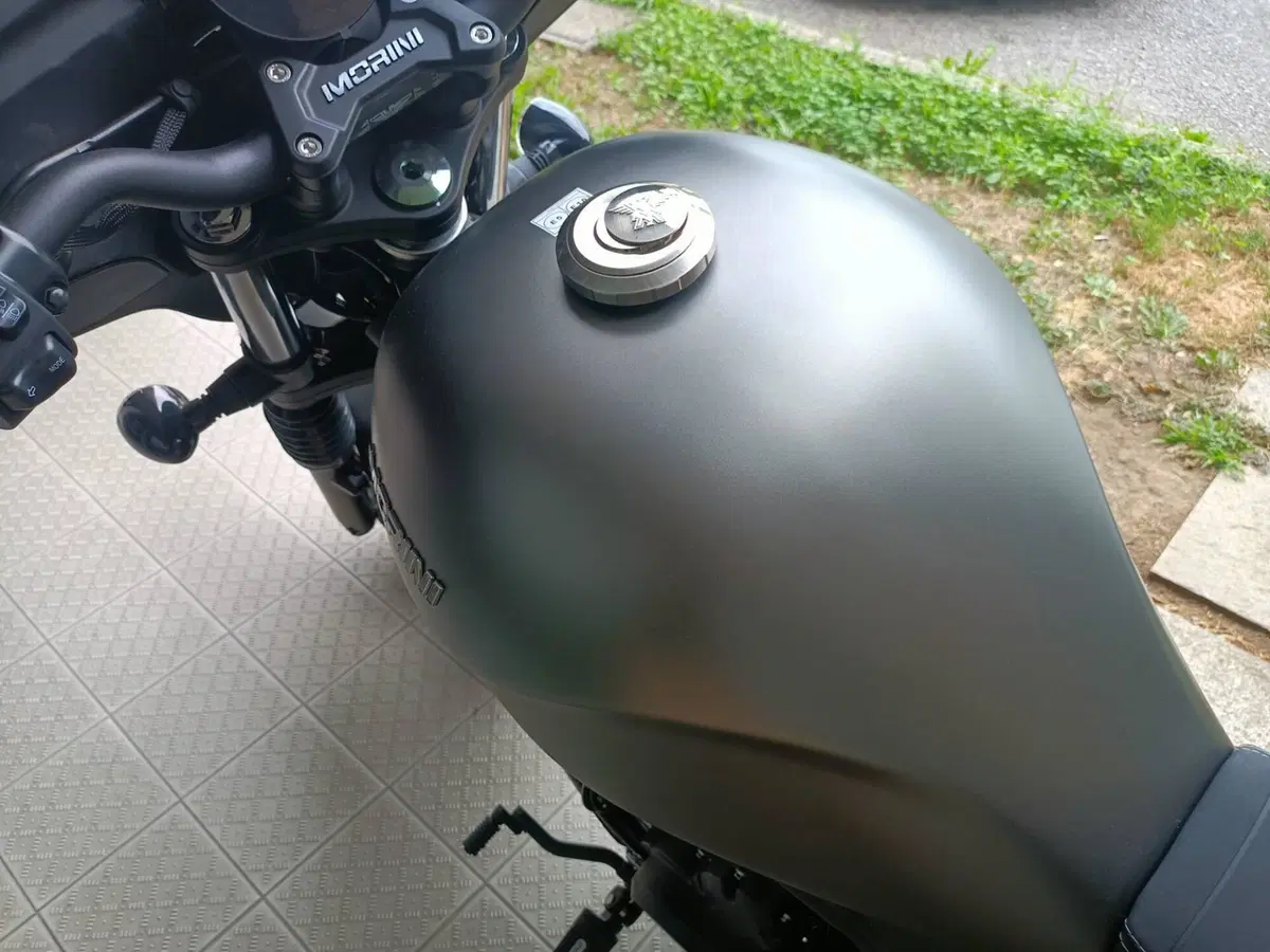 Moto Morini Calibro Bagger (2024 - 26) (10)