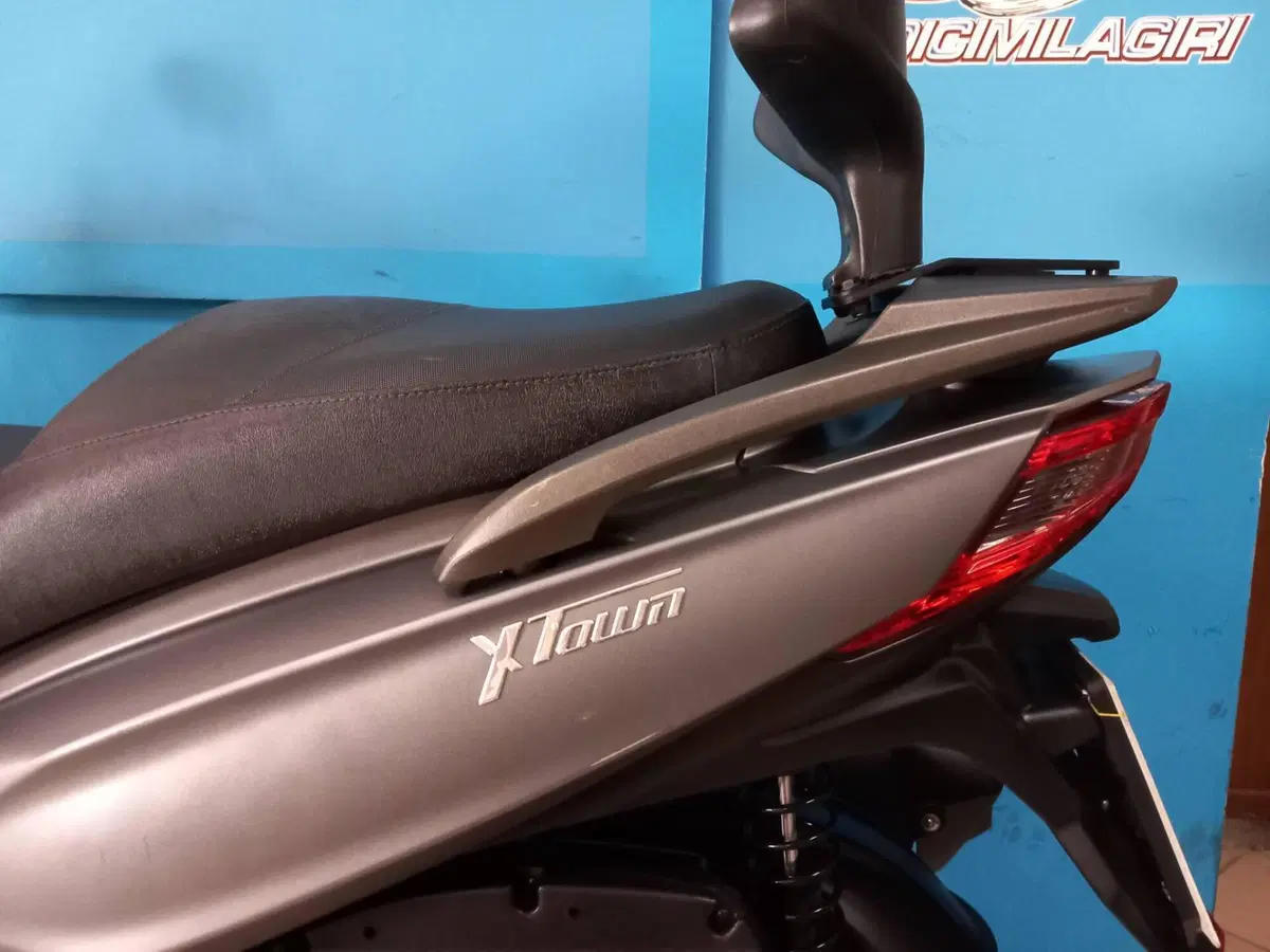 Kymco X-Town 300i ABS (2016 - 20) (10)