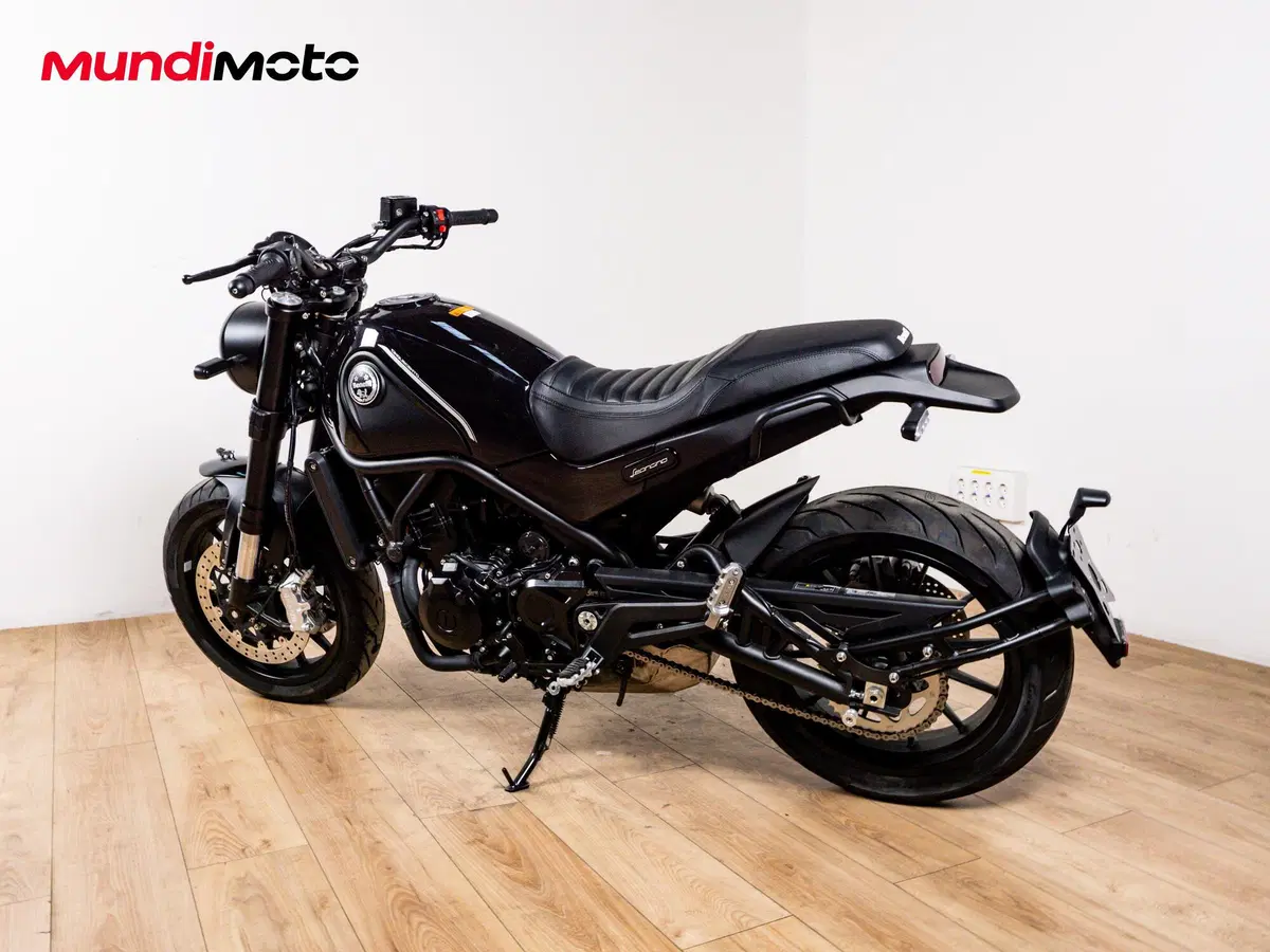 Benelli Leoncino 500 (2021 - 25) (7)