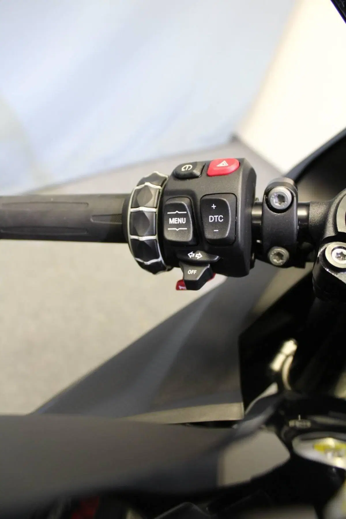 Bmw S 1000 RR (2025 - 27) (8)