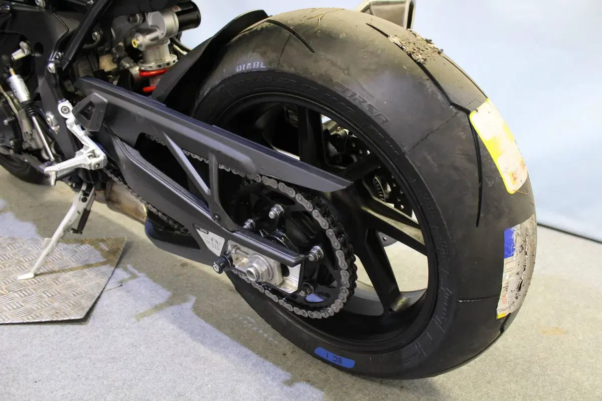 Bmw S 1000 RR (2025 - 27) (15)