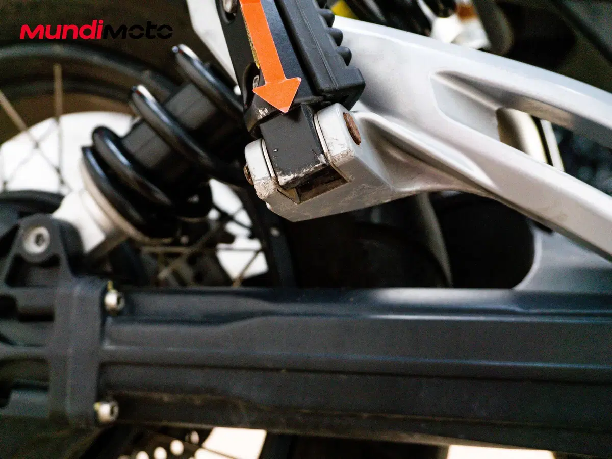 Moto Guzzi V85 TT (2019 - 20) (19)