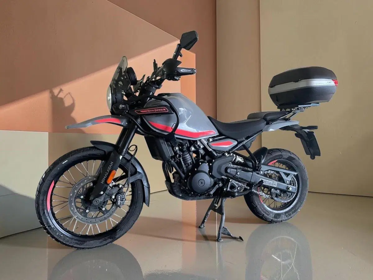 Royal Enfield Himalayan 450 (2024 - 26) (2)