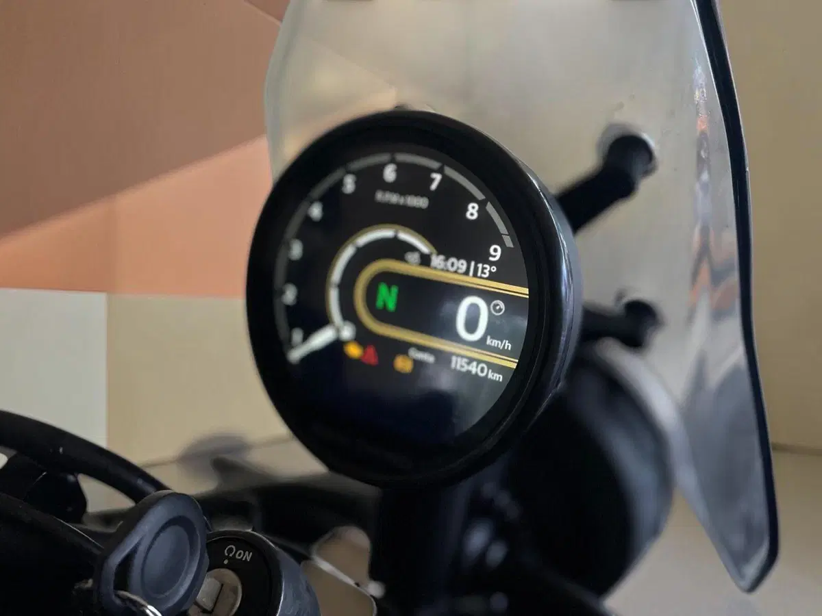 Royal Enfield Himalayan 450 (2024 - 26) (5)