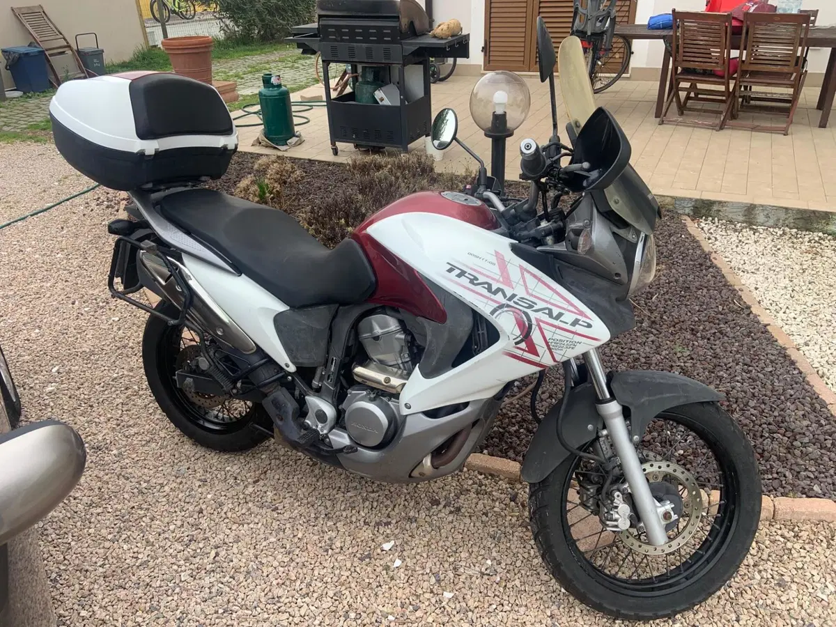 Honda Transalp XL 700 V (2007 - 2013)
