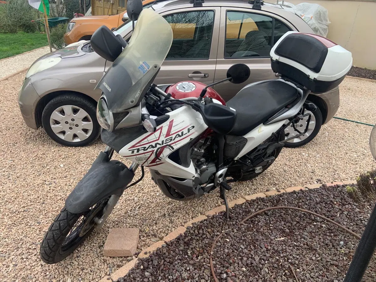 Honda Transalp XL 700 V (2007 - 2013) (2)
