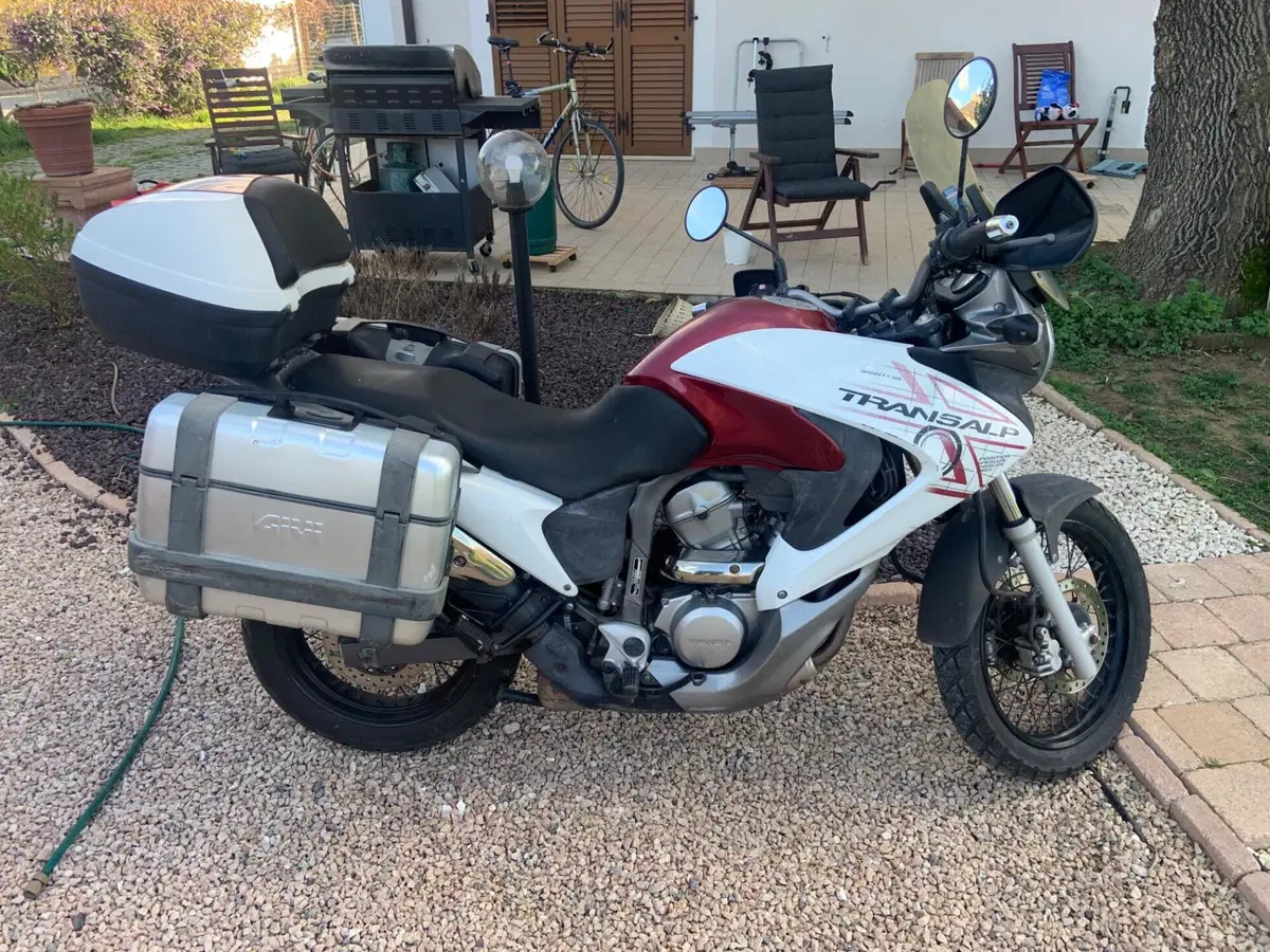 Honda Transalp XL 700 V (2007 - 2013) (3)
