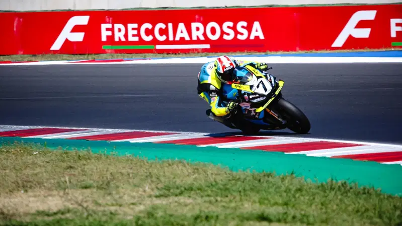Dunlop CIV 2026, Misano: Bianchi e Perez inarrivabili, Salvetti ce la fa in volata [RISULTATI]