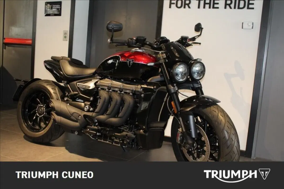 Triumph Rocket 3 Storm R (2024 - 26) (3)