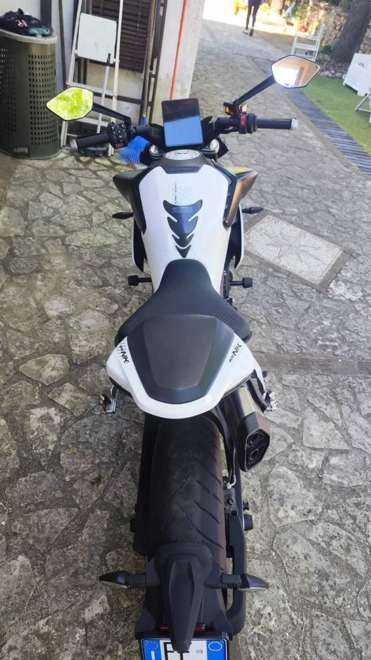 CFMOTO 800NK Advanced (2023 - 26) (4)