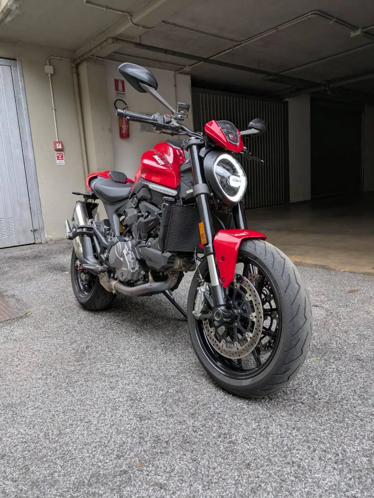 Ducati Monster 937 + (2021 - 25) (4)