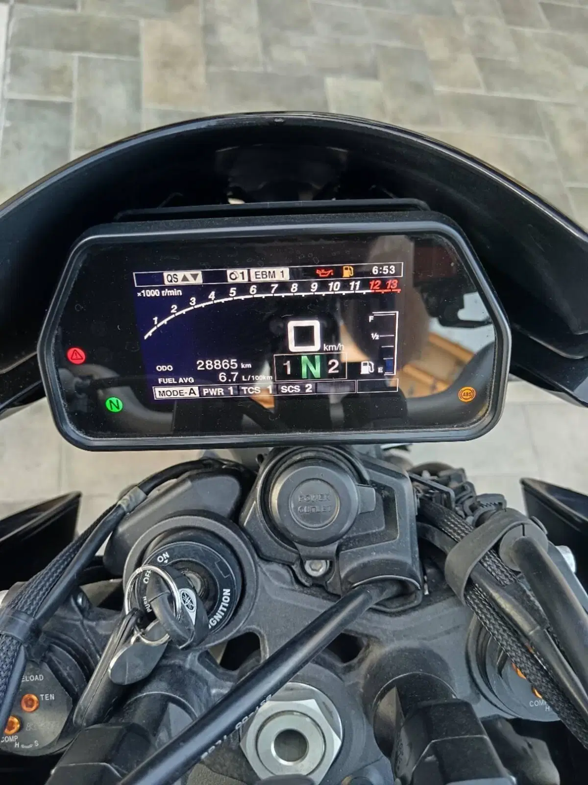 Yamaha MT-10 (2022 - 26) (6)