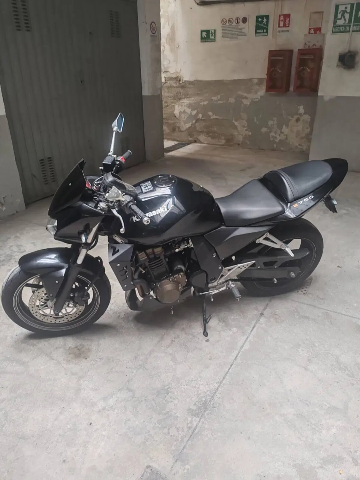 Kawasaki Z 750 (2003 - 06) (4)