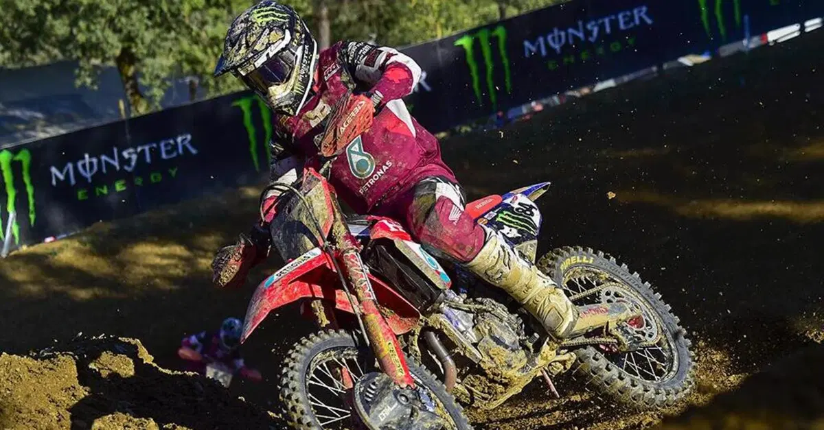 MXGP 2026 rd.13 QUALIFYING RACE. Loket. Herlings &egrave; una &ldquo;bestia&rdquo;! (e Langenfelder dietro)