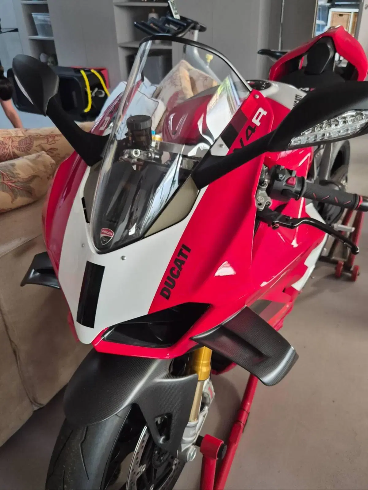 Ducati Panigale V4 R (2023 - 24) (2)