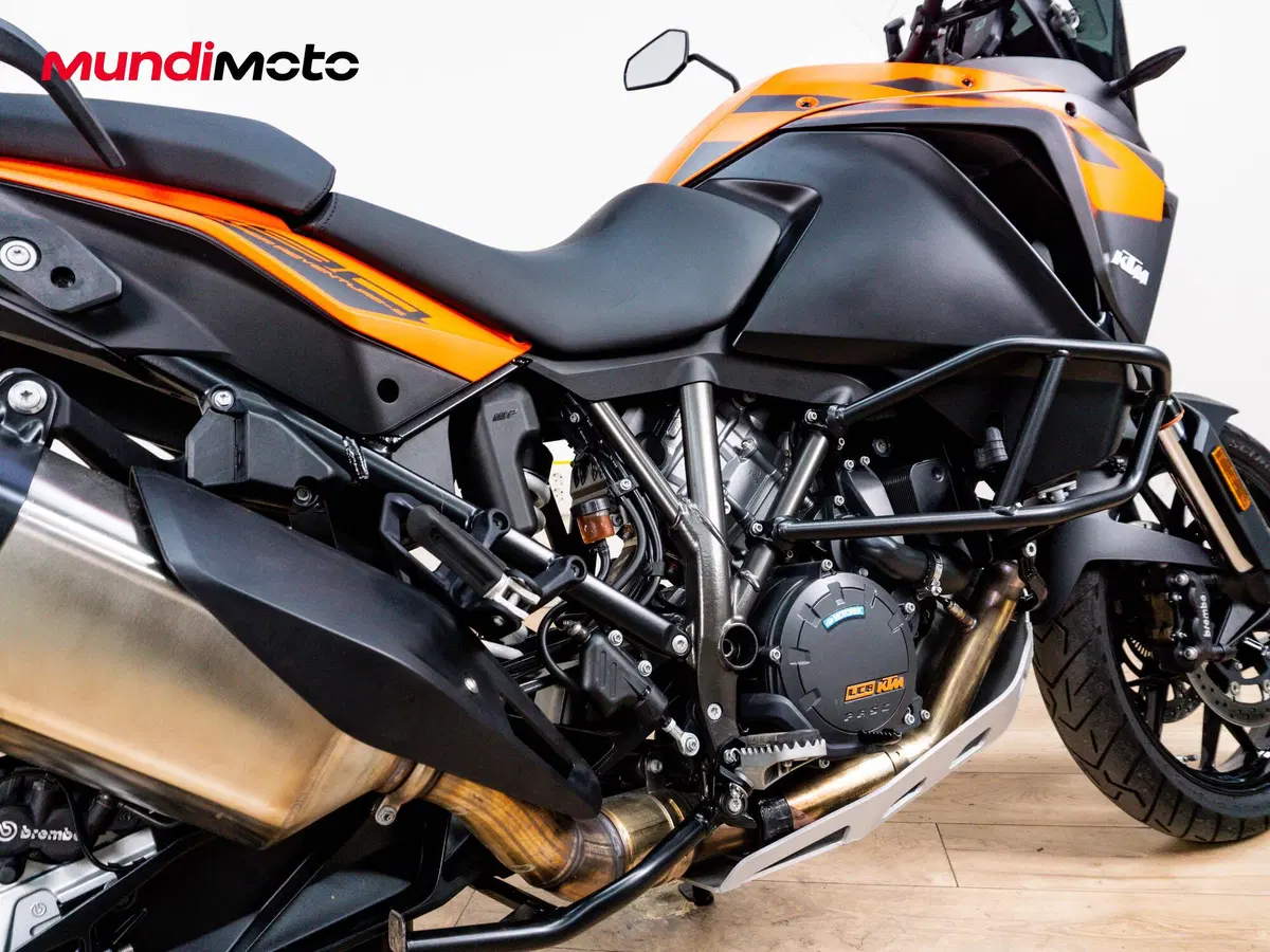KTM 1290 Super Adventure S (2021) (4)