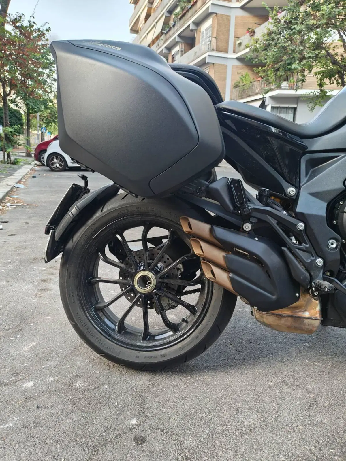 MV Agusta Turismo Veloce 800 R (2023 - 26) (15)