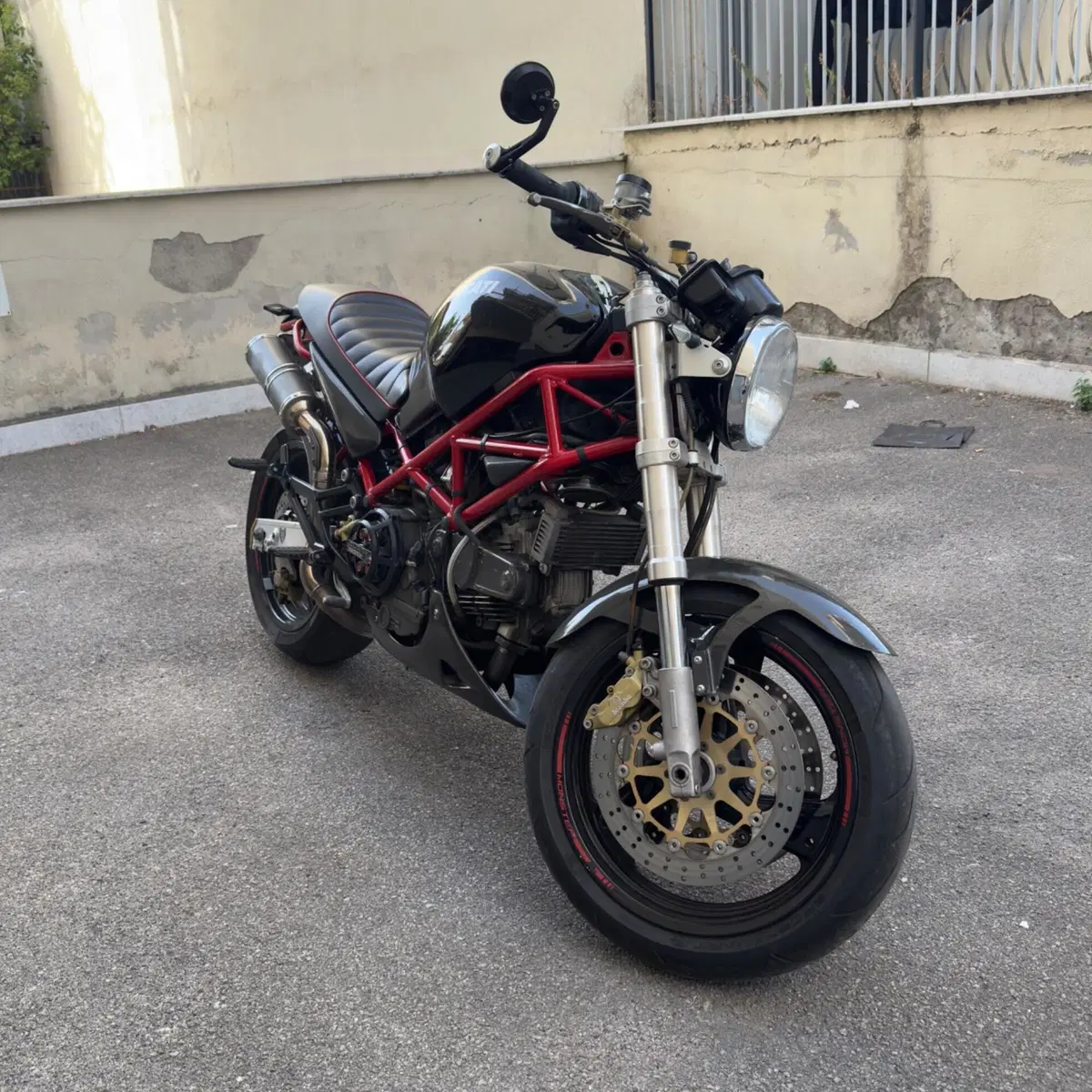 Ducati Monster
