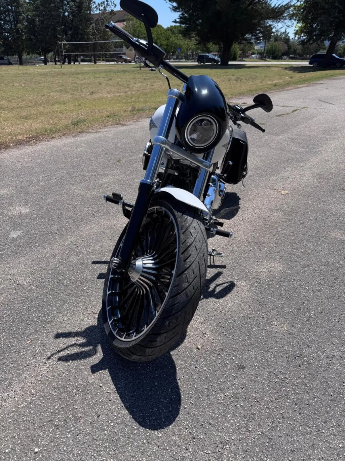 Harley-Davidson 1690 Breakout (2013 - 17) - FXSB (3)