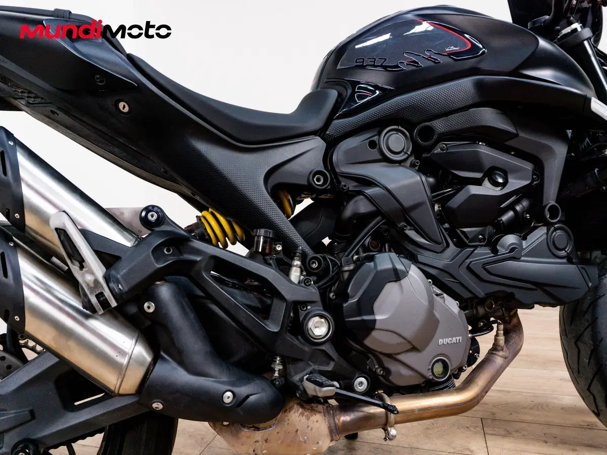 Ducati Monster 937 (2021 - 25) (4)