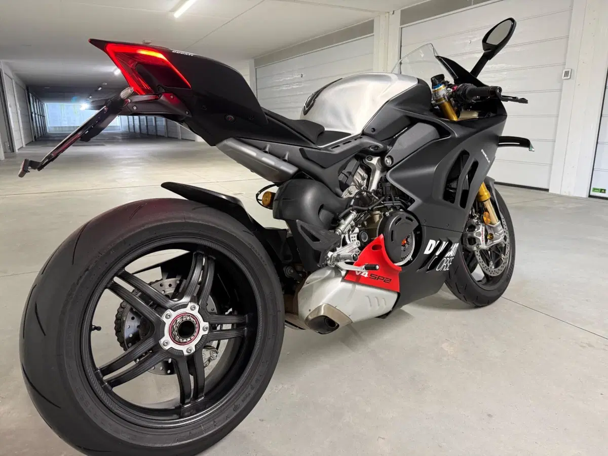 Ducati Panigale V4 1100 SP2 (2022 - 23) (7)