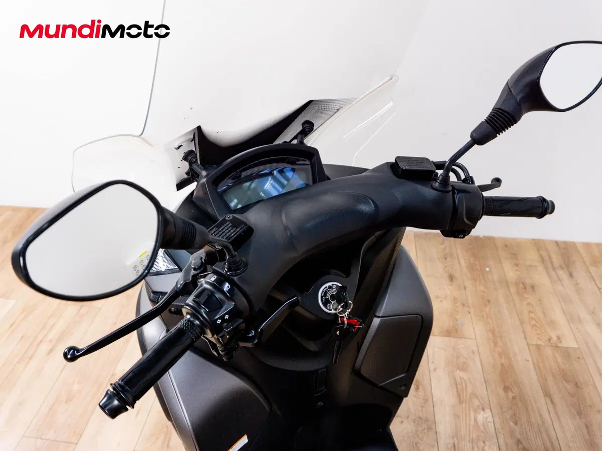 Yamaha Tricity 155 (2017 - 20) (11)