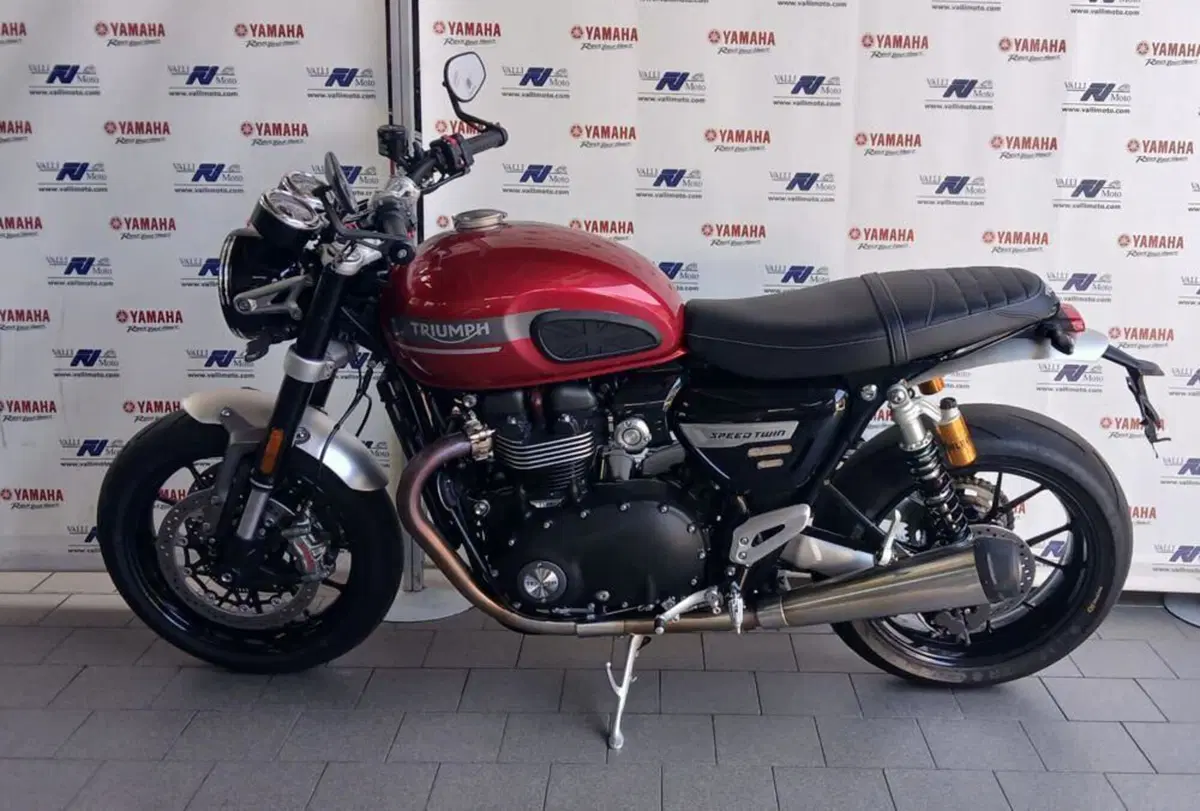 Triumph Speed Twin 1200 (2021 - 24) (2)