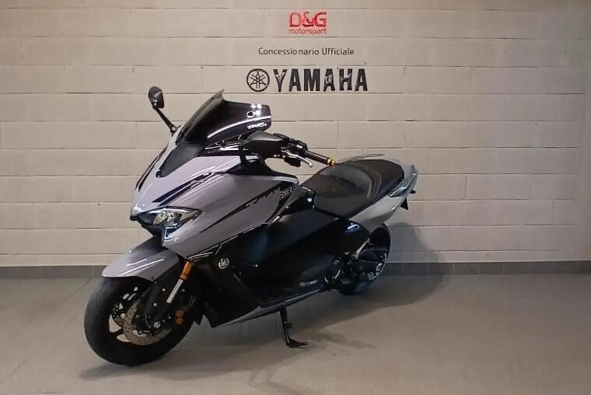 Yamaha T-Max 530 (2017 - 19) (3)