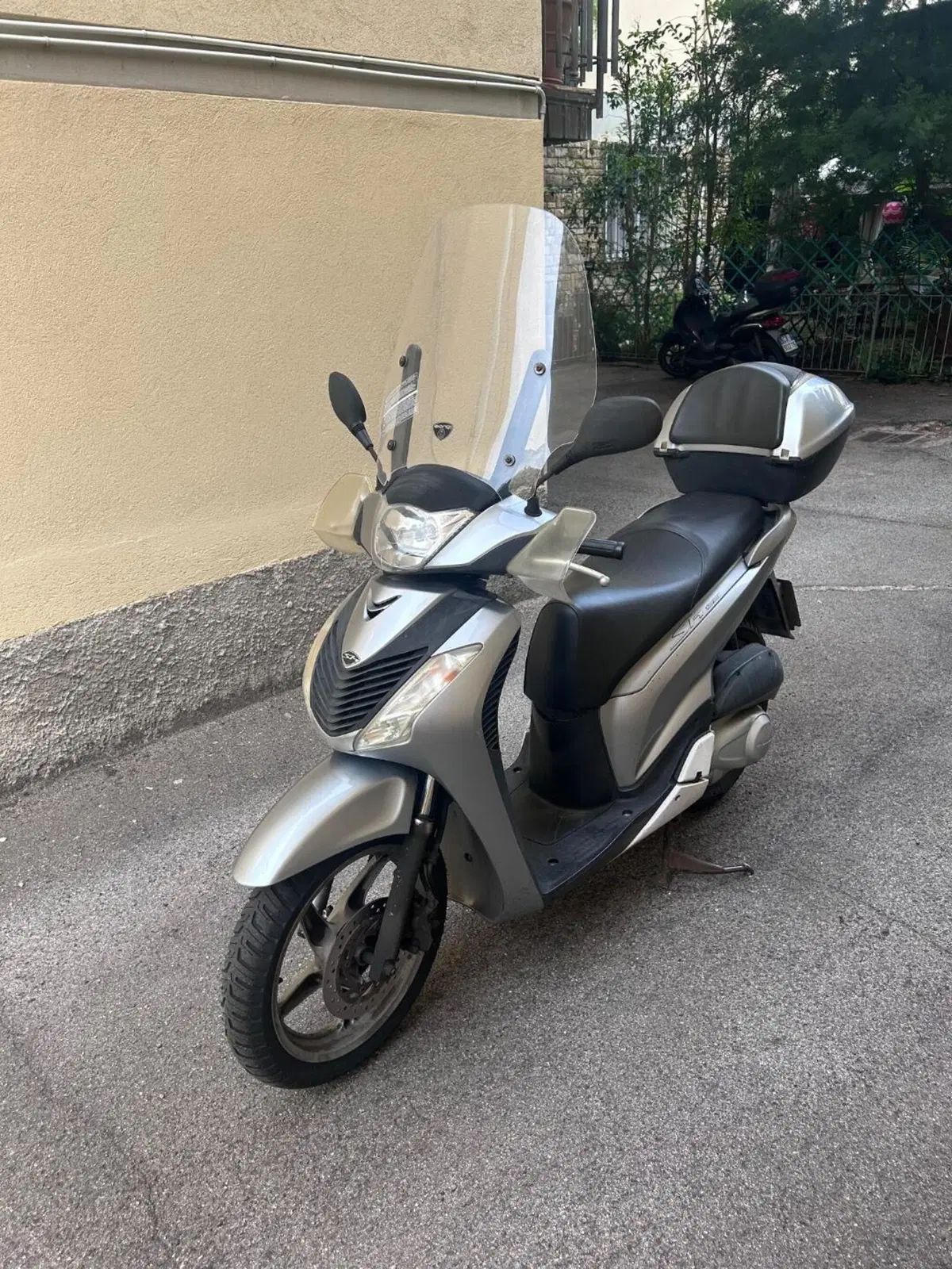 Honda SH 125 i (2009 - 12) (6)