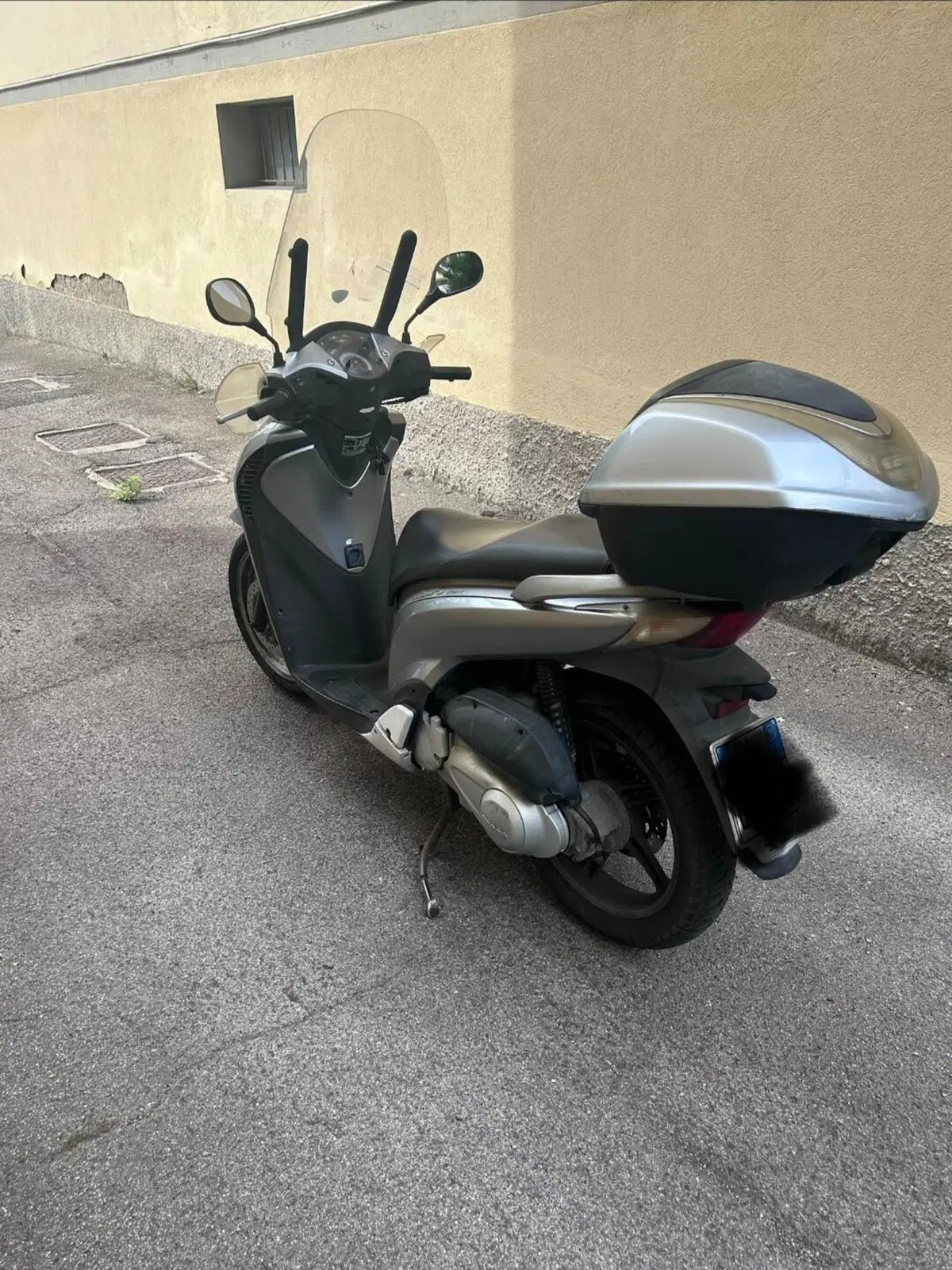 Honda SH 125 i (2009 - 12) (10)