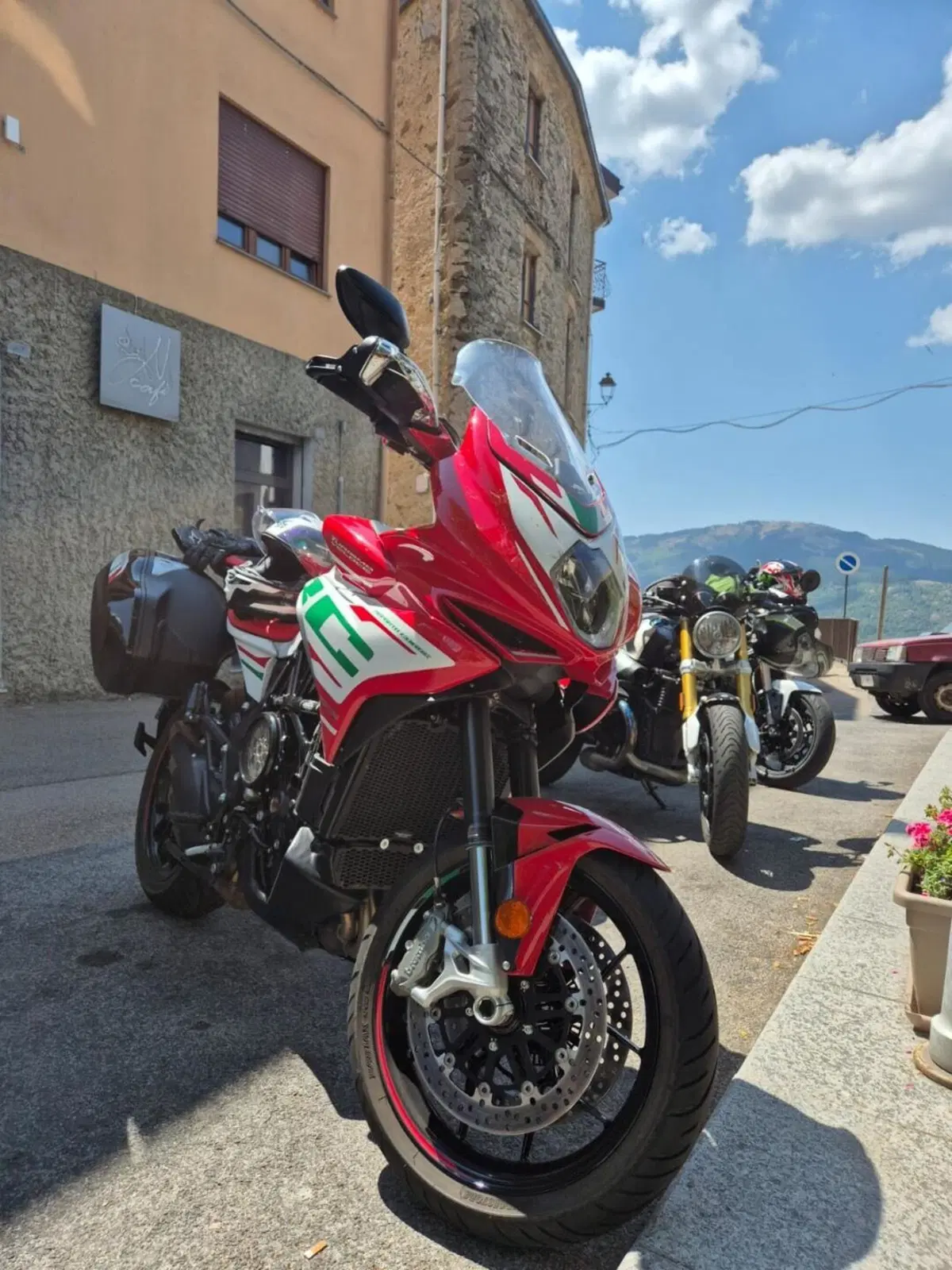 MV Agusta Turismo Veloce 800 RC SCS (2022 - 26)