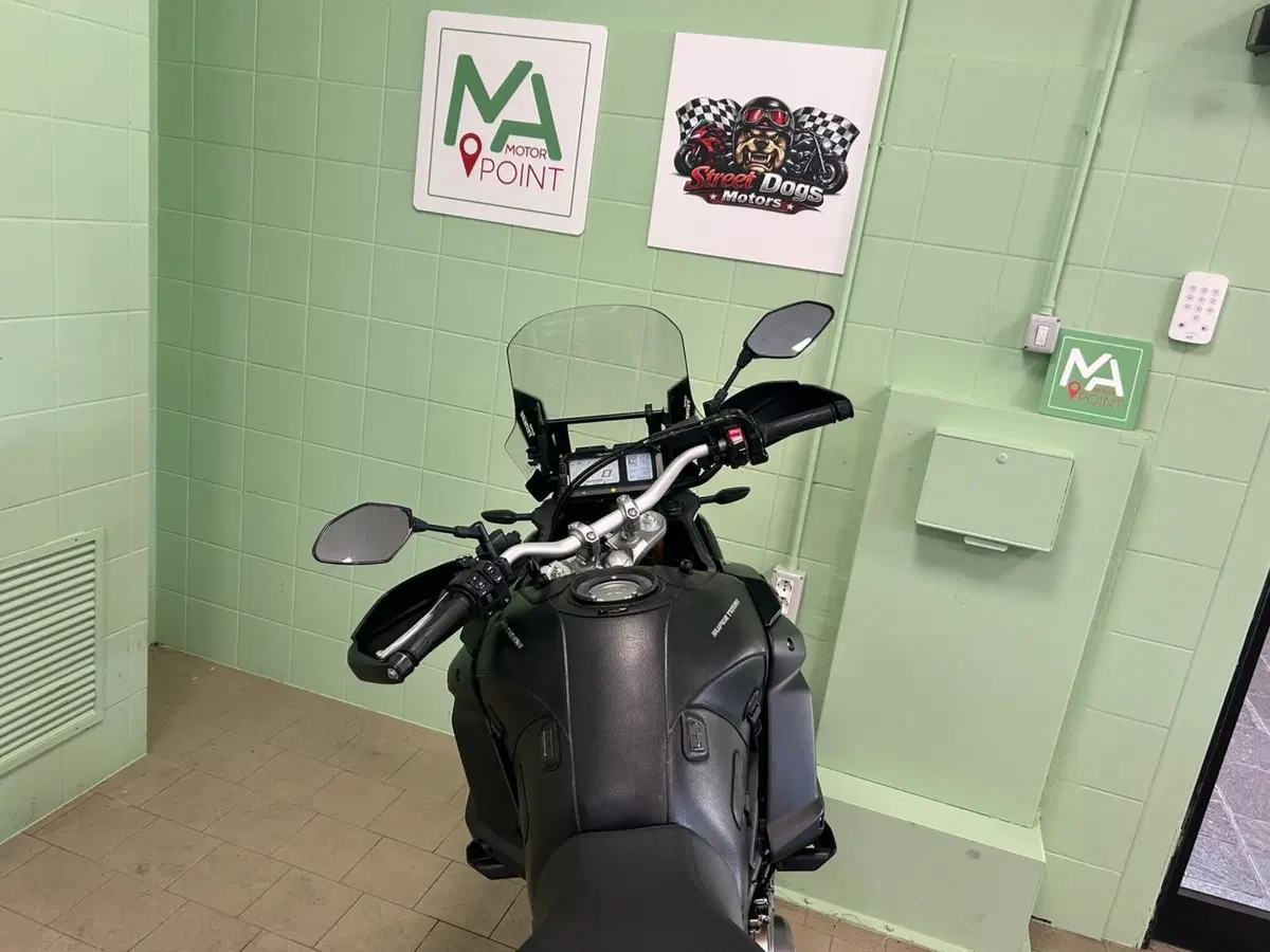 Yamaha XT1200Z Super Ténéré ABS (2017 - 20) (12)