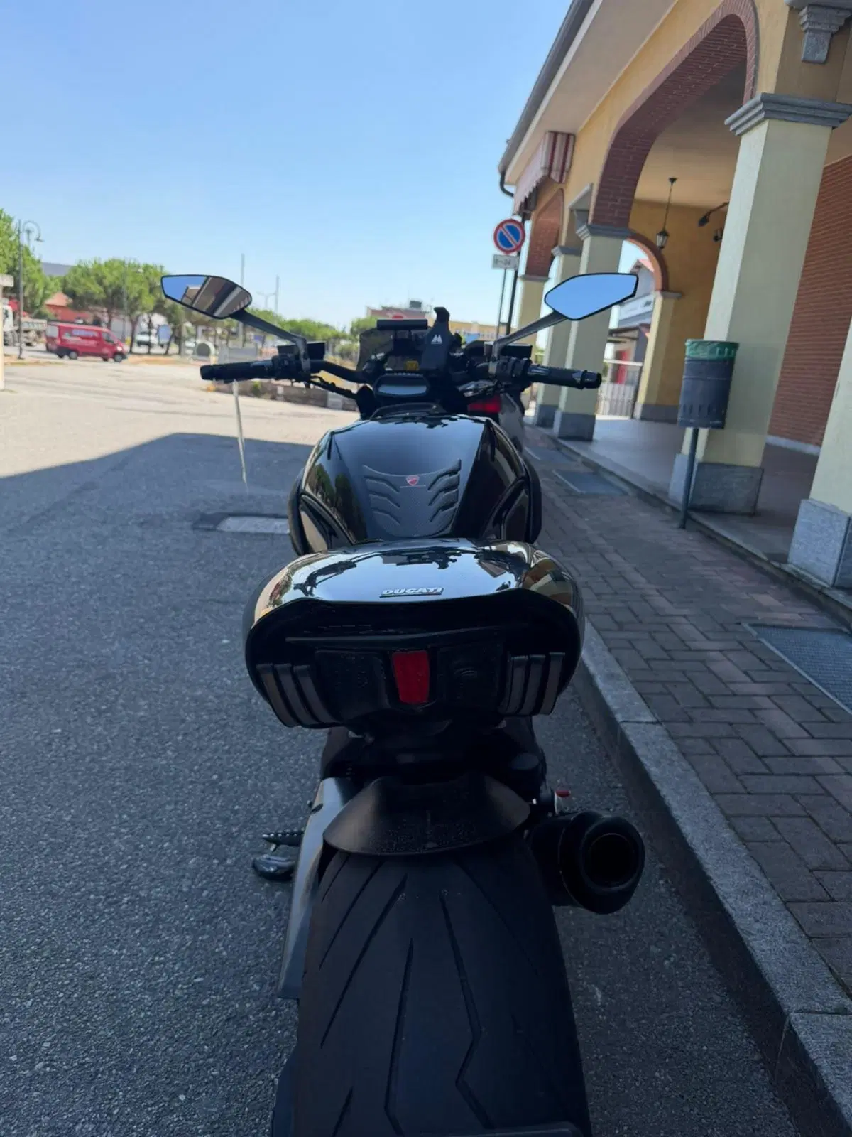 Ducati Diavel 1200 Carbon (2010 - 13) (13)