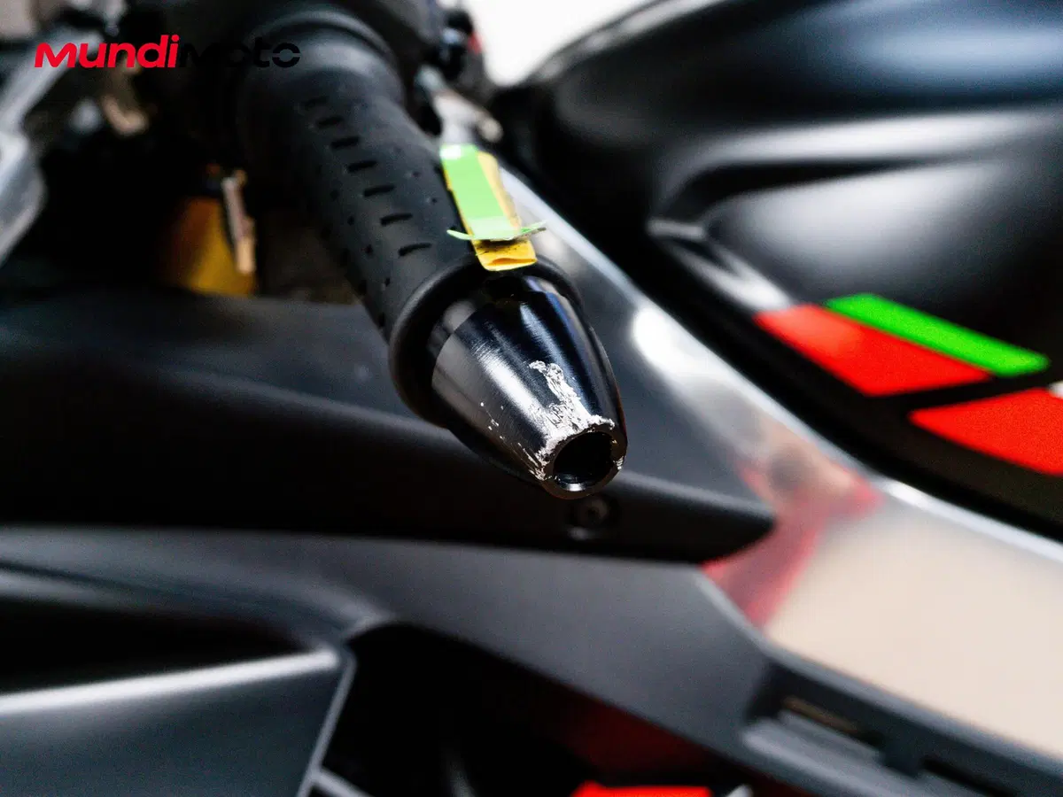 Aprilia RSV4 1100 (2025 - 26) (16)