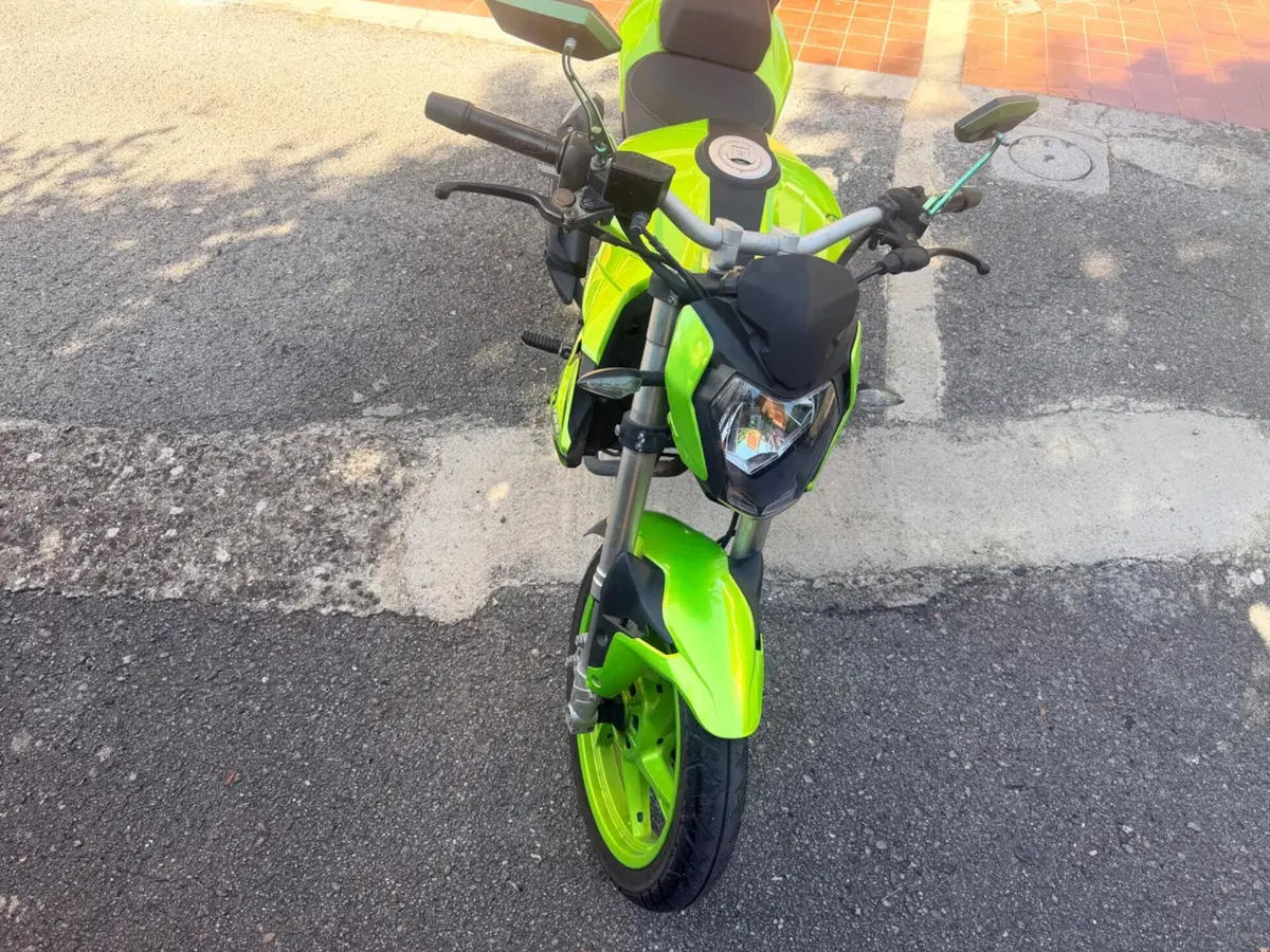 Benelli BN 125 (2021 - 25) (2)